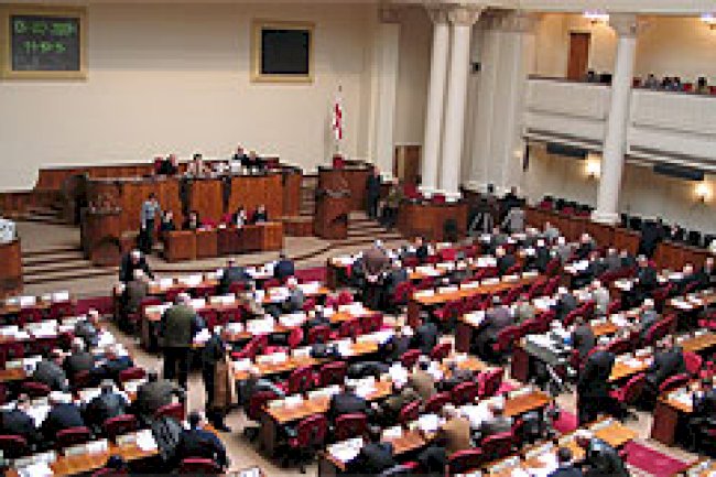 ახალი რეგლამენტი და ძველი ტრადიცია