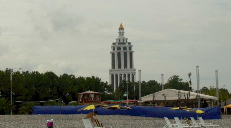დავით თევზაძემ ბათუმში საქართველოს სამხედრო ნაწილი მოინახულა    