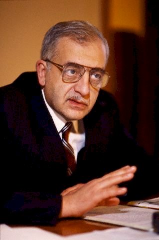 ექსპრეზიდენტის ნეშტი მეოთხედ დასაფლავდება - ამჯერად საქართველოში    