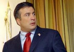 Как Саакашвили пытается уходя остаться 