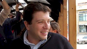 „ნაციონალური მოძრაობის“ ახალი ლიდერი ციხიდან გამოვიდა 